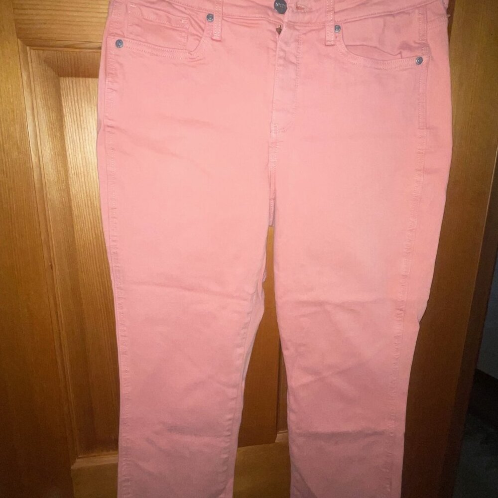 Peach color capris
